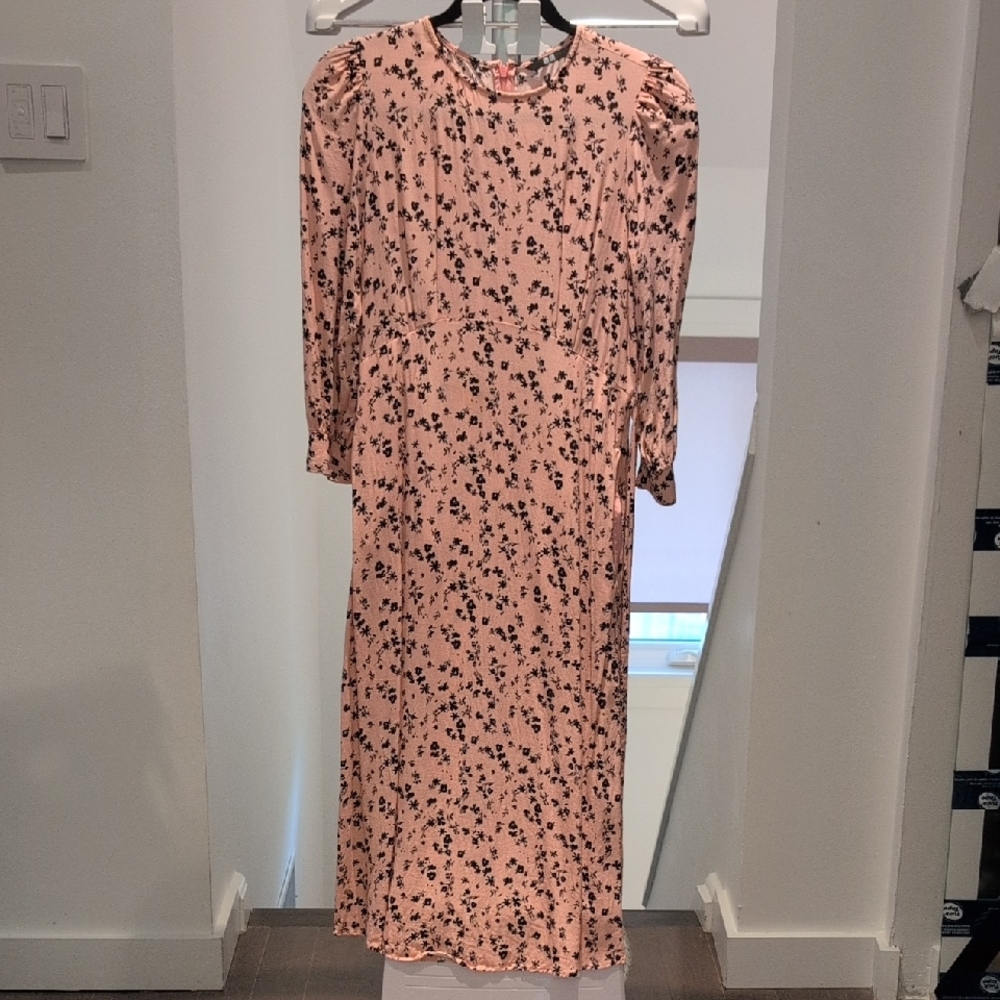 Uniqlo Floral Pink Dress